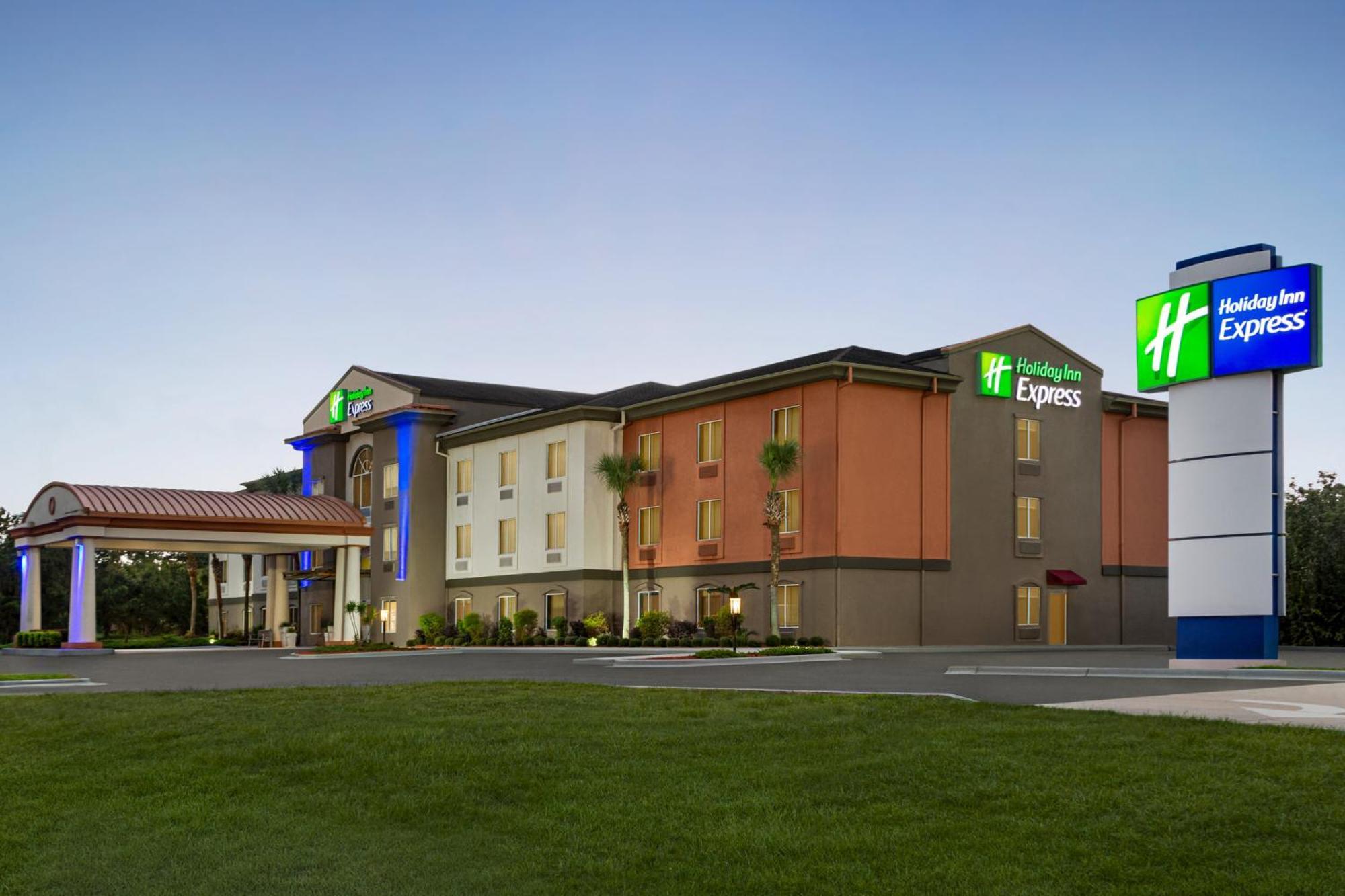 Holiday Inn Express Hotel & Suites Live Oak By Ihg מראה חיצוני תמונה